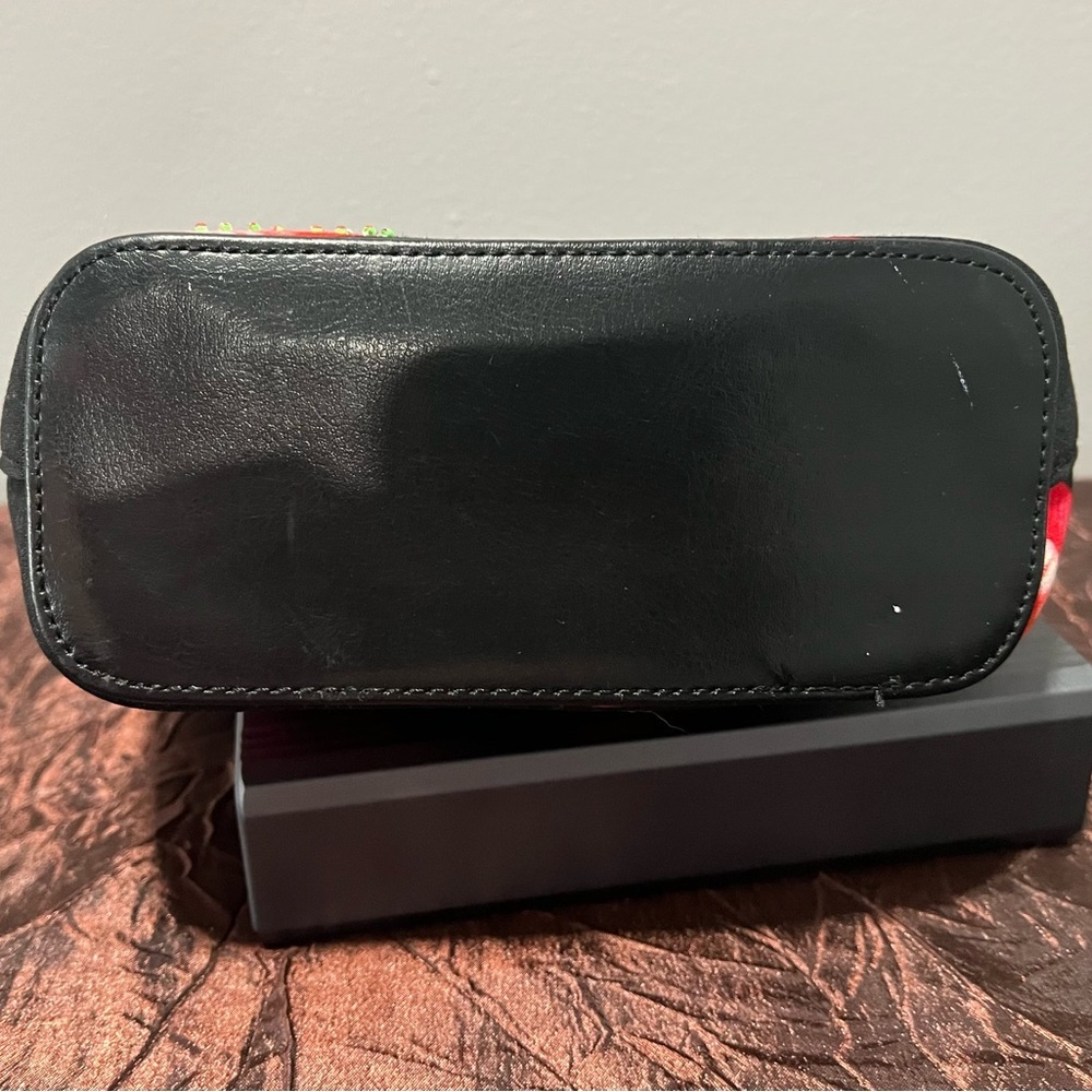 Vintage 80's Red Lips Handbag - Picture 3 of 3